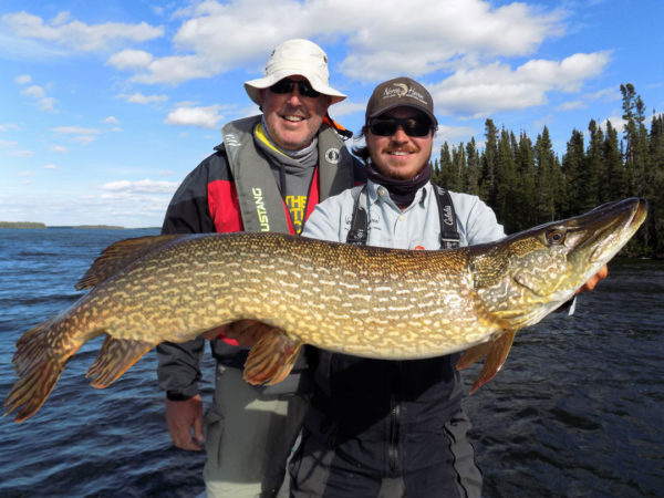 Utik Lake Fishing: World-Class Catches | North Haven Resort in Manitoba