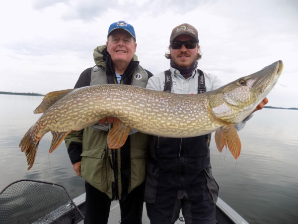 Utik Lake Fishing: World-Class Catches | North Haven Resort in Manitoba